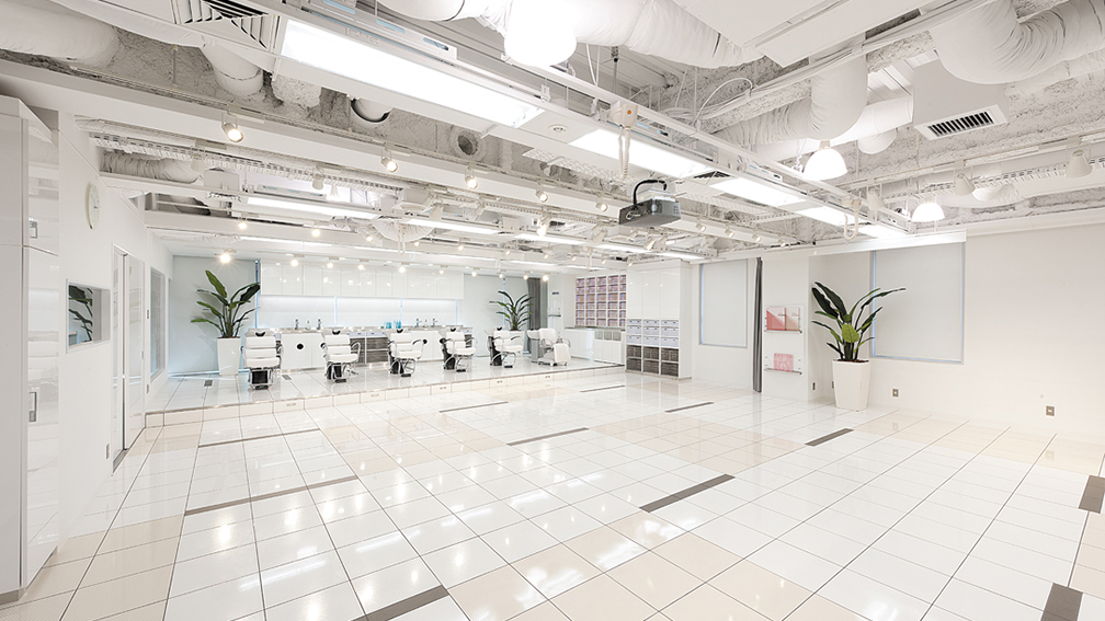 スタジオ全景イス無し