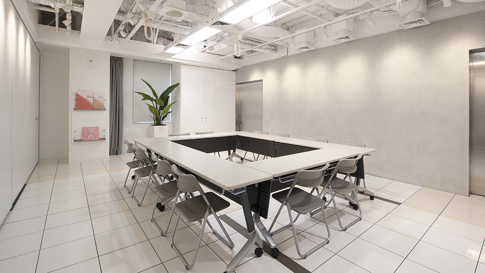 スタジオ分割時ワークショップ形式